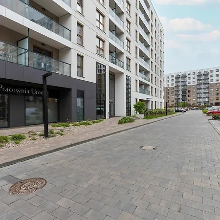 Apartmán Hallera Chic For 4 Guests With Balcony & Parking By Renters